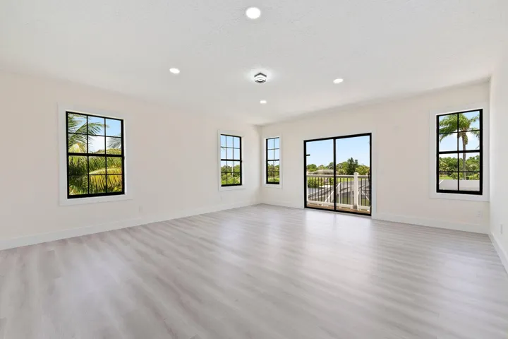 5th Bedroom - 2nd Floor