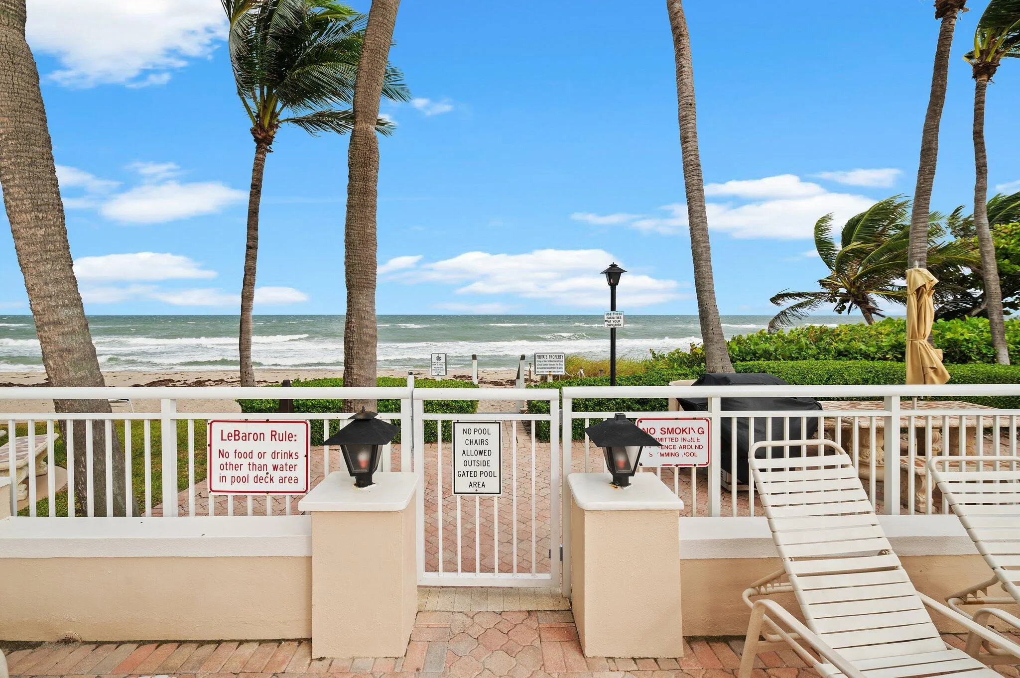 29-web-or-mls-1050-hillsboro-mile-203w
