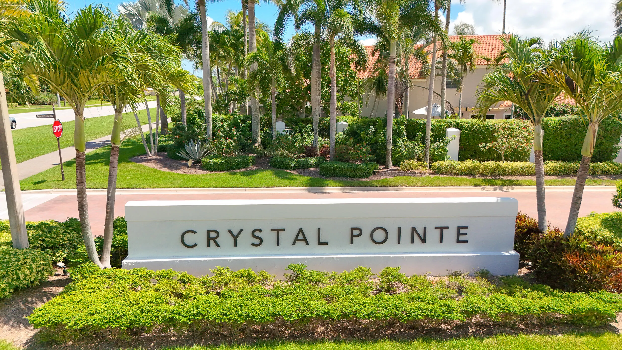 Crystal Pointe