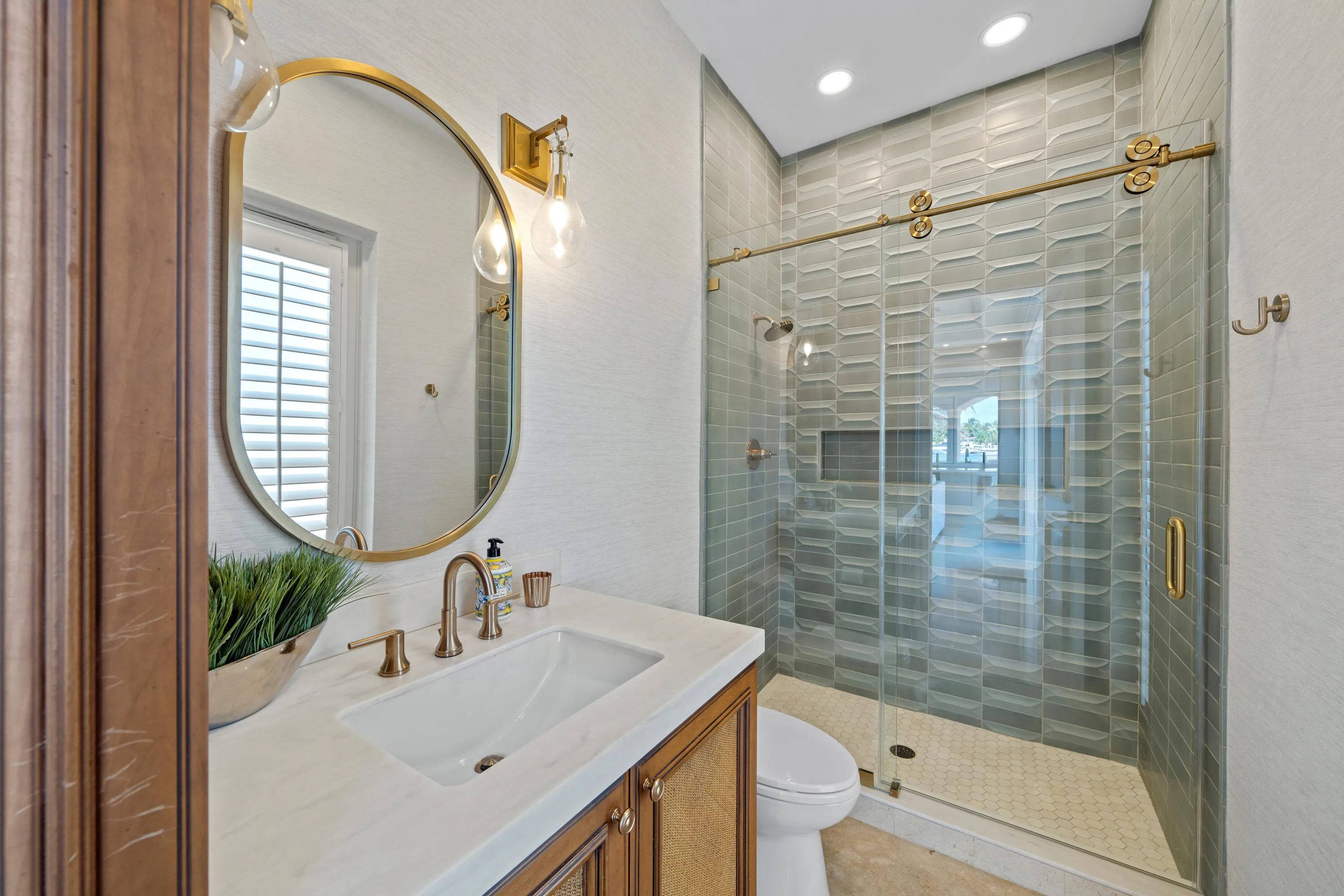 2593 SE 8th St-62