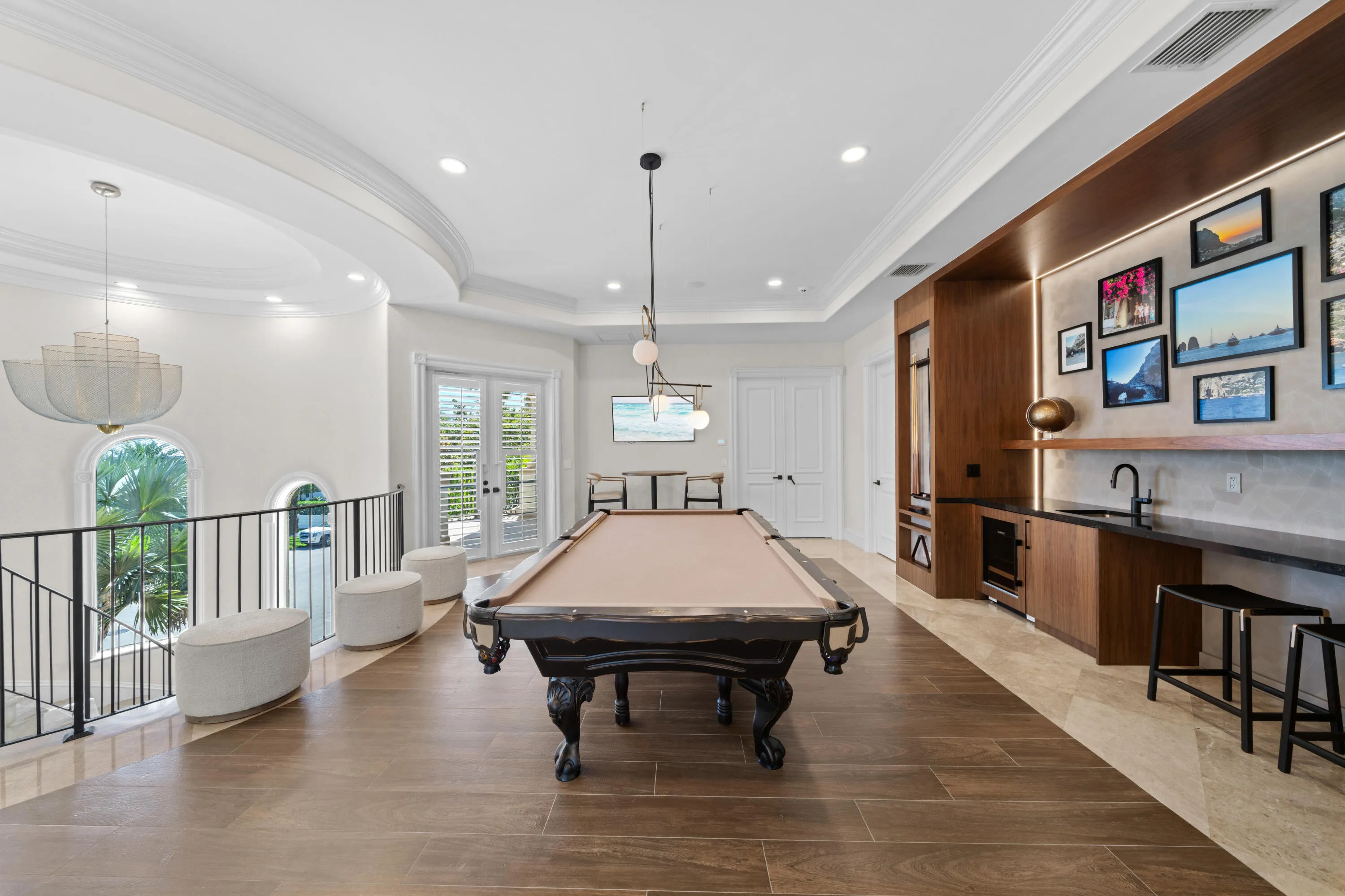 2593 SE 8th St-13