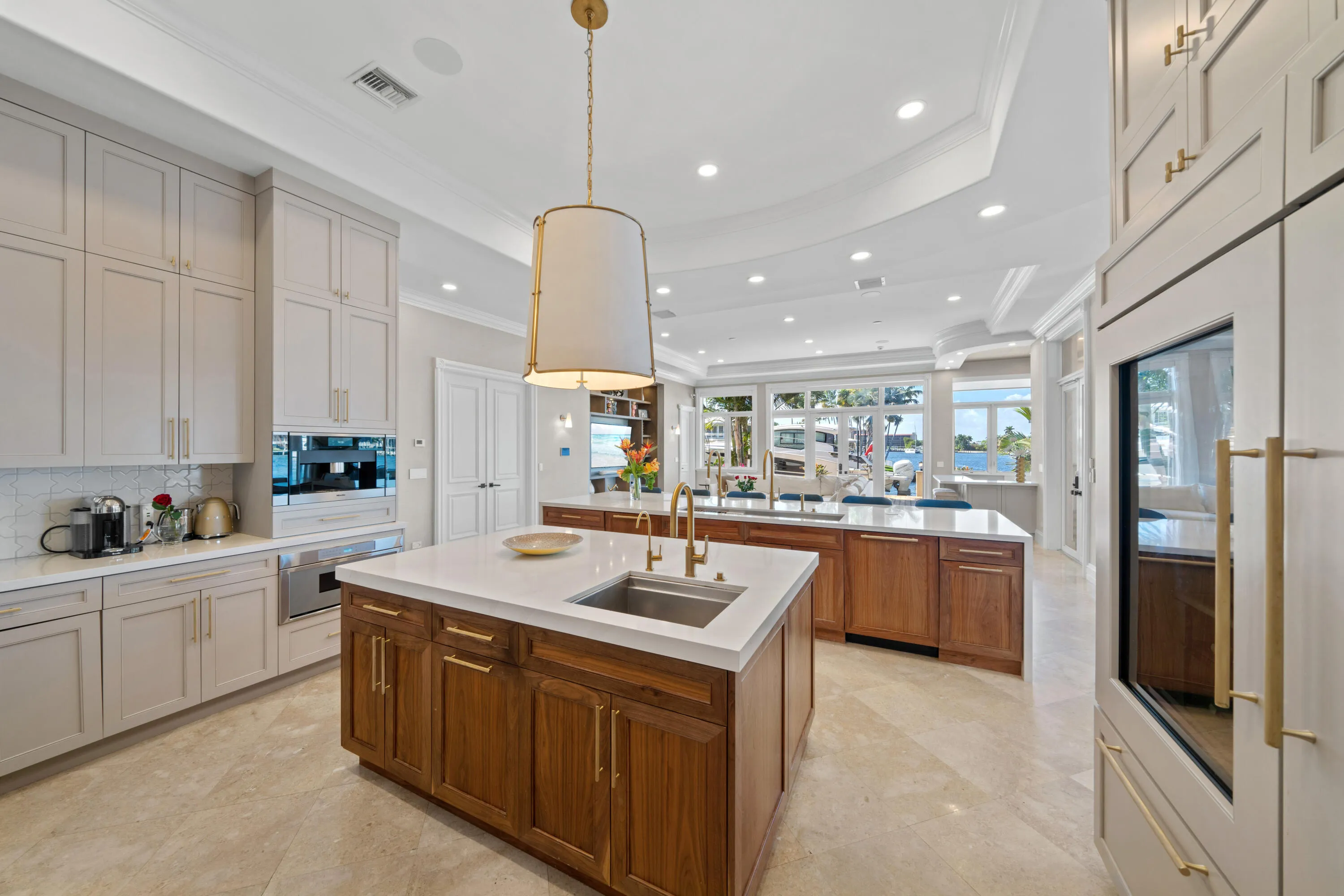 2593 SE 8th St-57