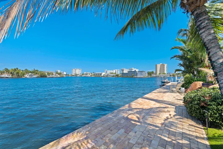 2593 SE 8th St-67