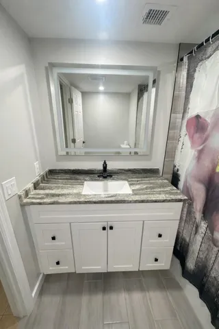 guest__bathroon