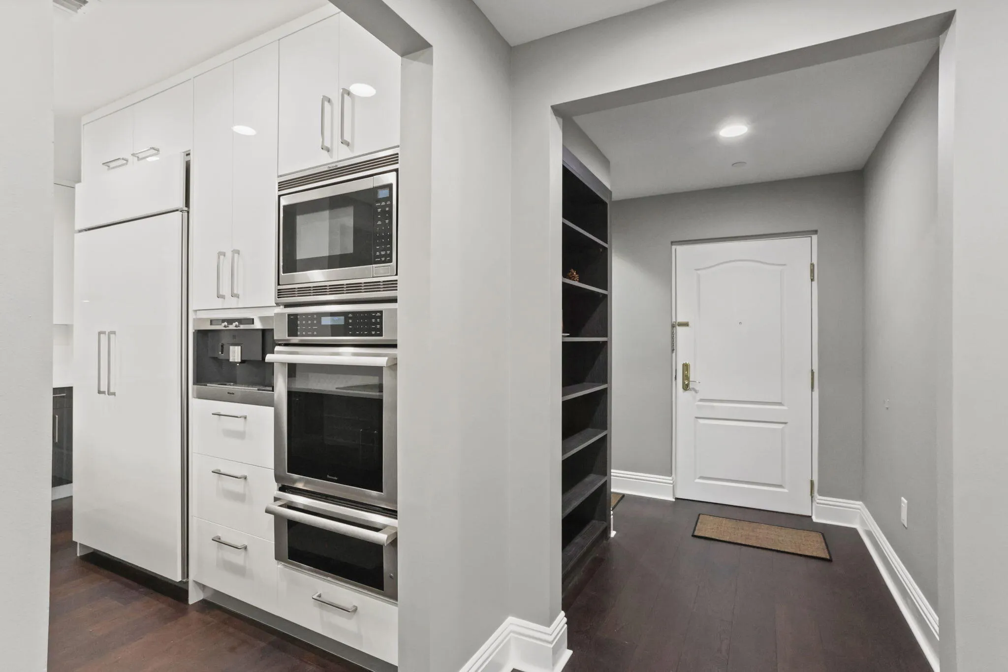 Entry Foyer