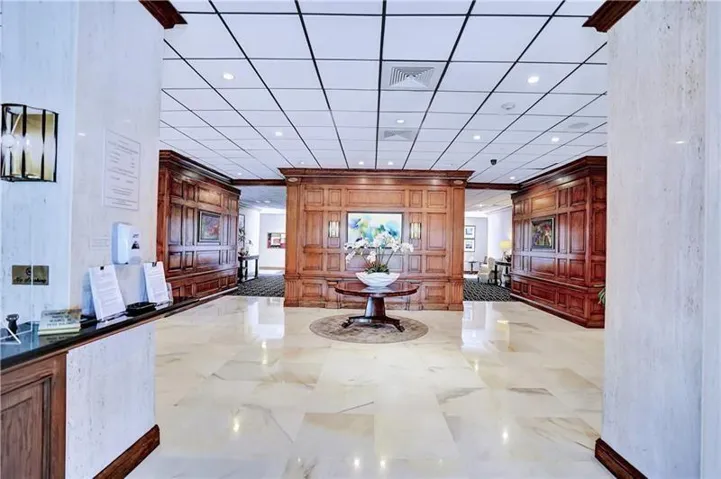 Reception - concierge to left