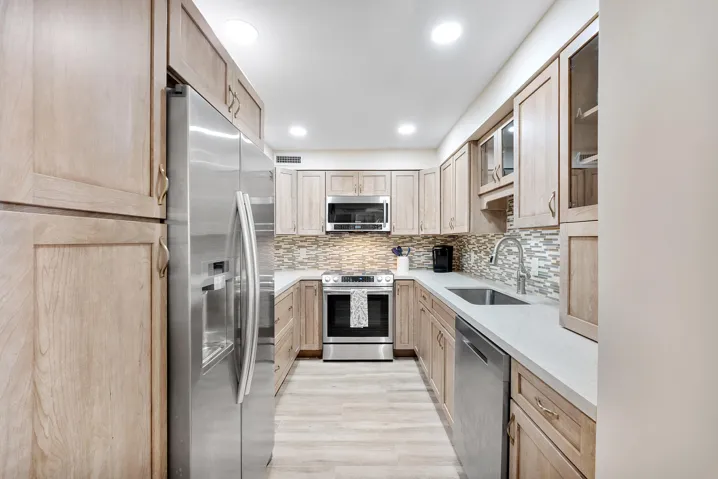Good size kitchen
