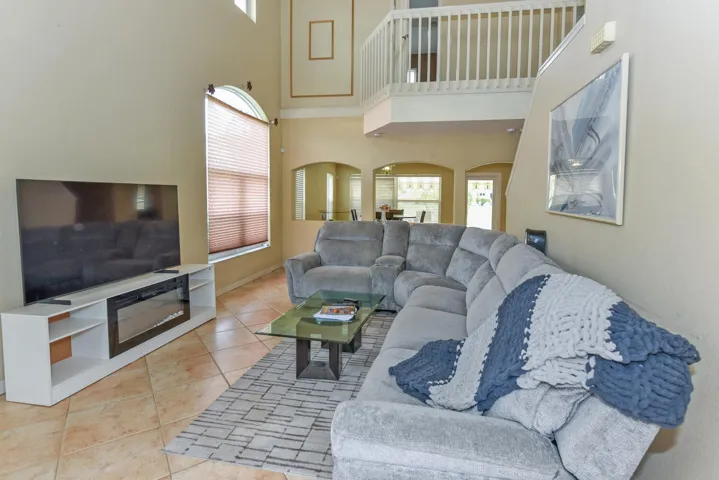 5049 NW 121st Dr Coral Springs-large-021