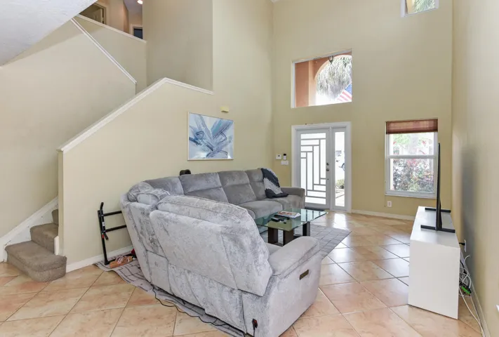 5049 NW 121st Dr Coral Springs-large-019