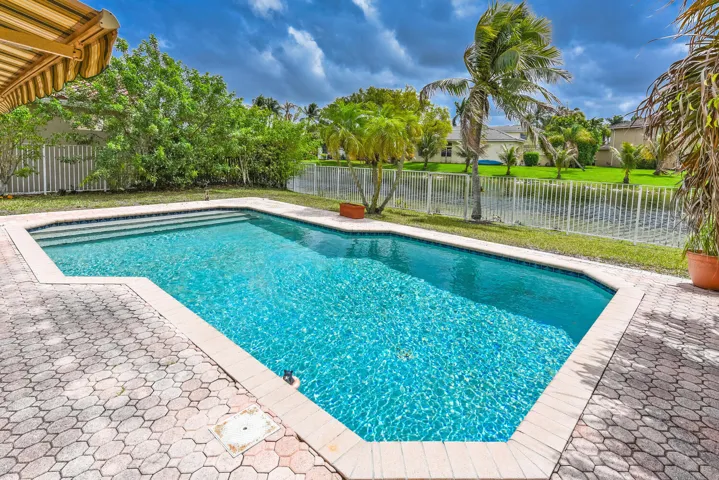 5049 NW 121st Dr Coral Springs-large-041