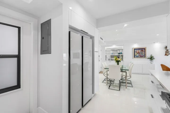 Kitchen to Dining