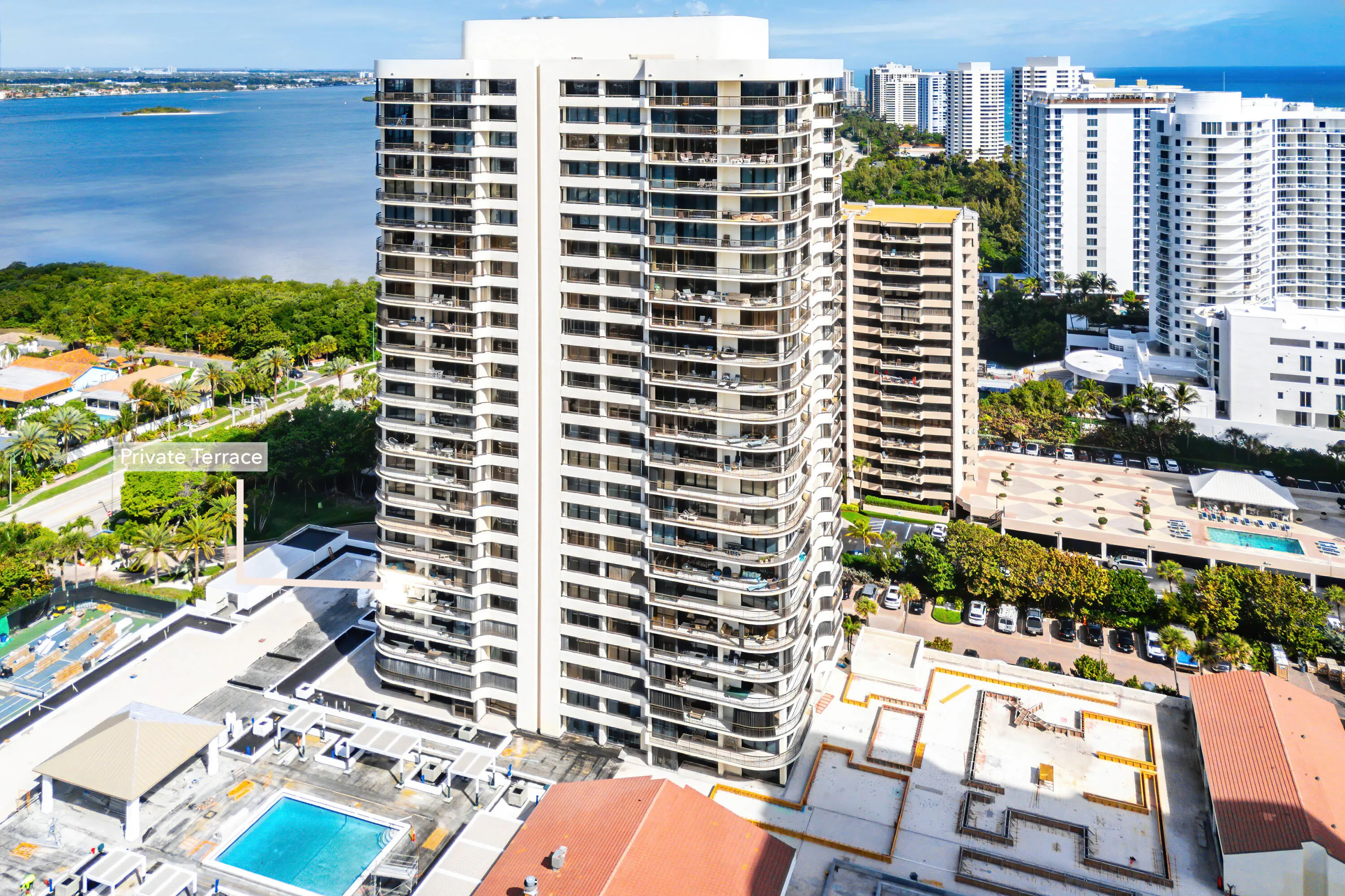060-4100NorthOceanDrive-504-RivieraBeach