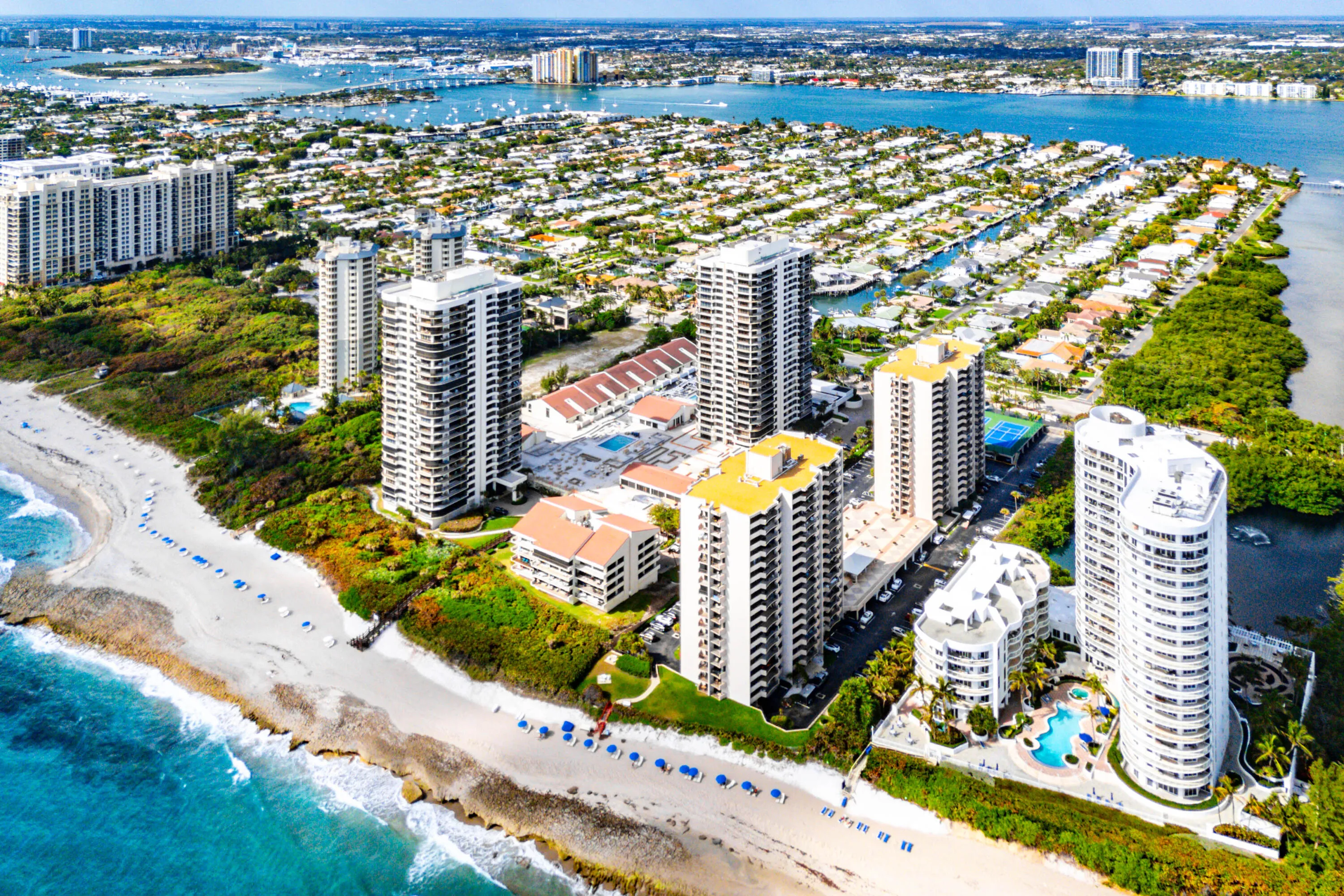 057-4100NorthOceanDrive-504-RivieraBeach