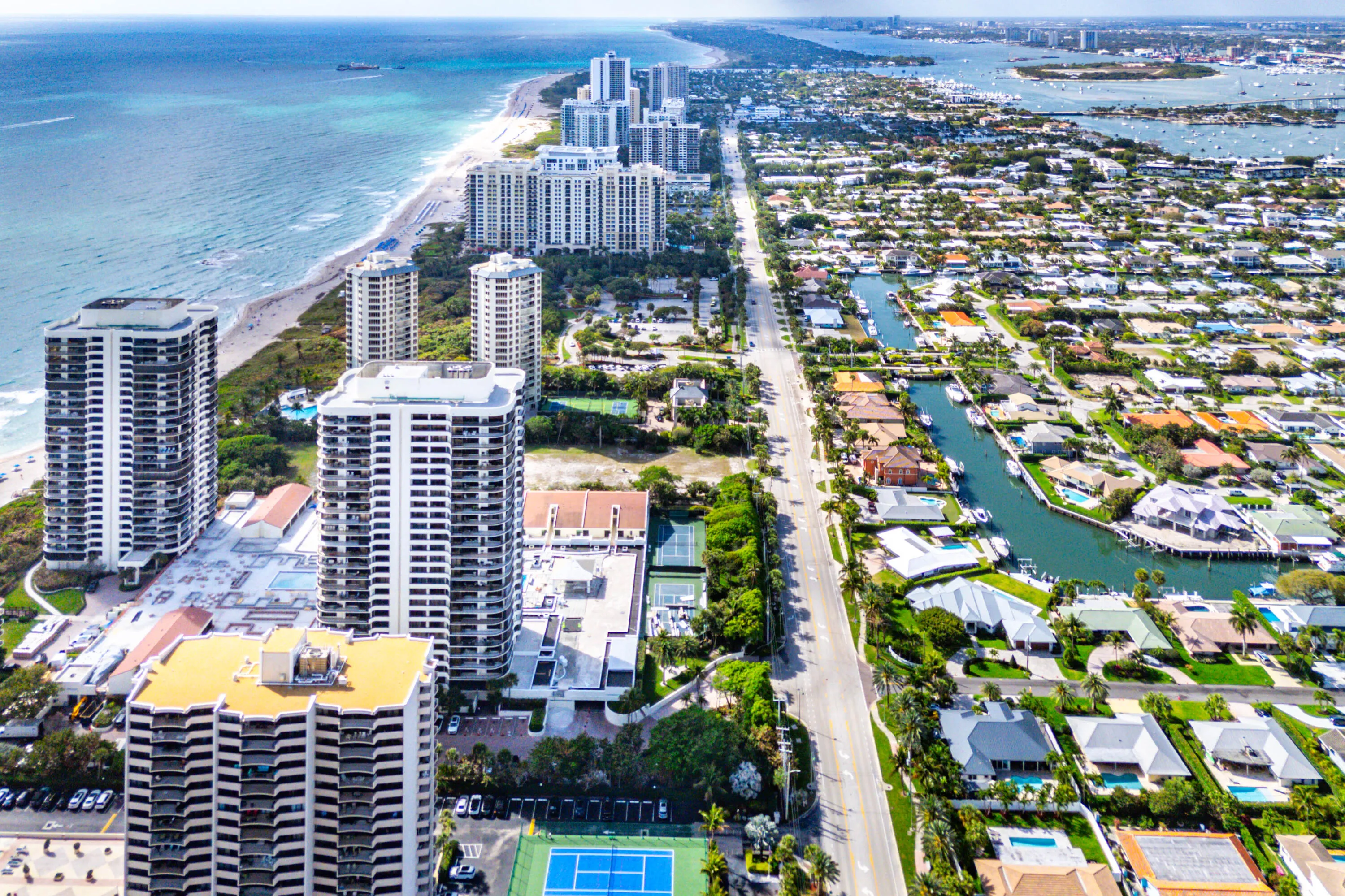 048-4100NorthOceanDrive-504-RivieraBeach