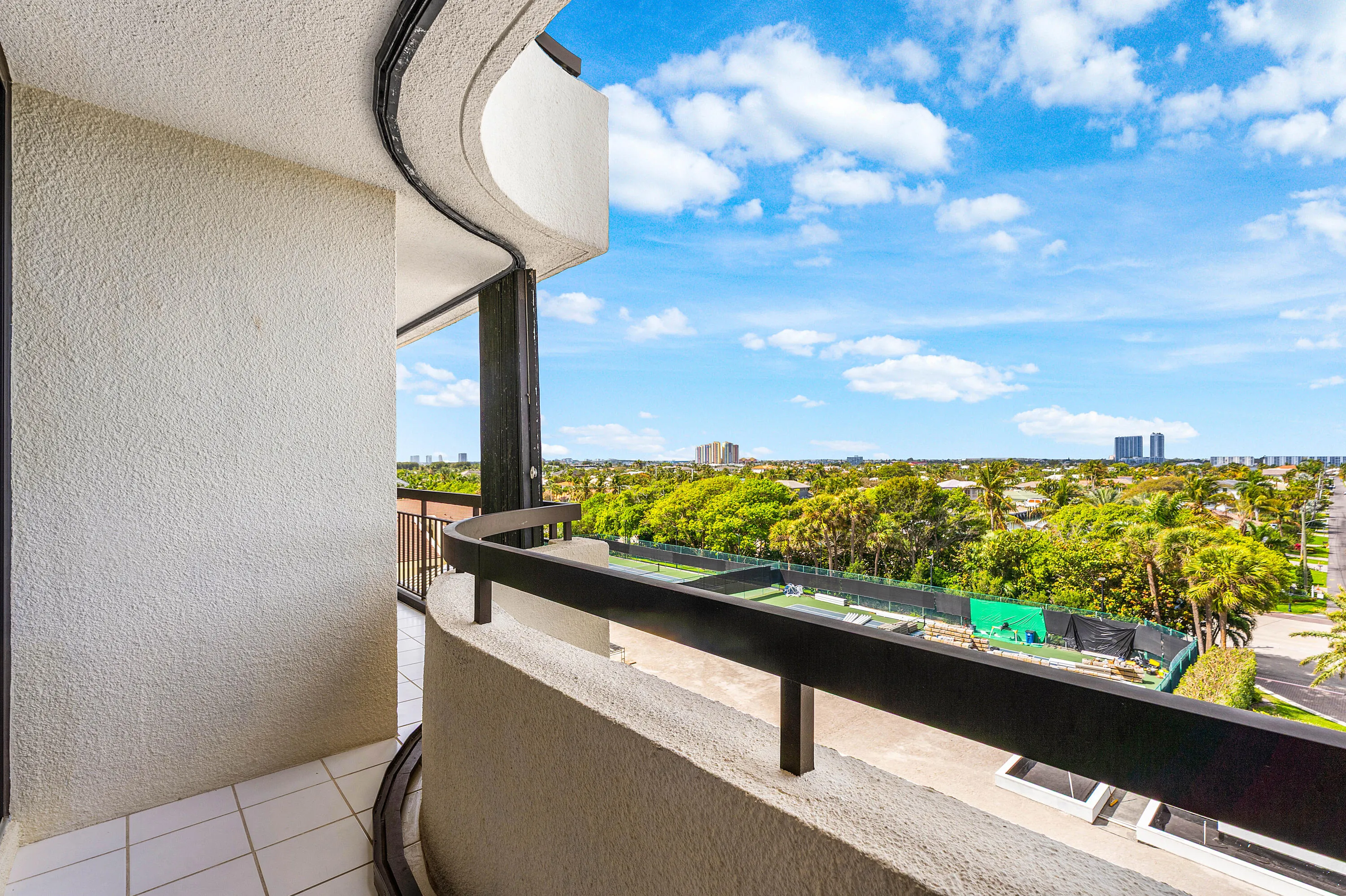 043-4100NorthOceanDrive-504-RivieraBeach