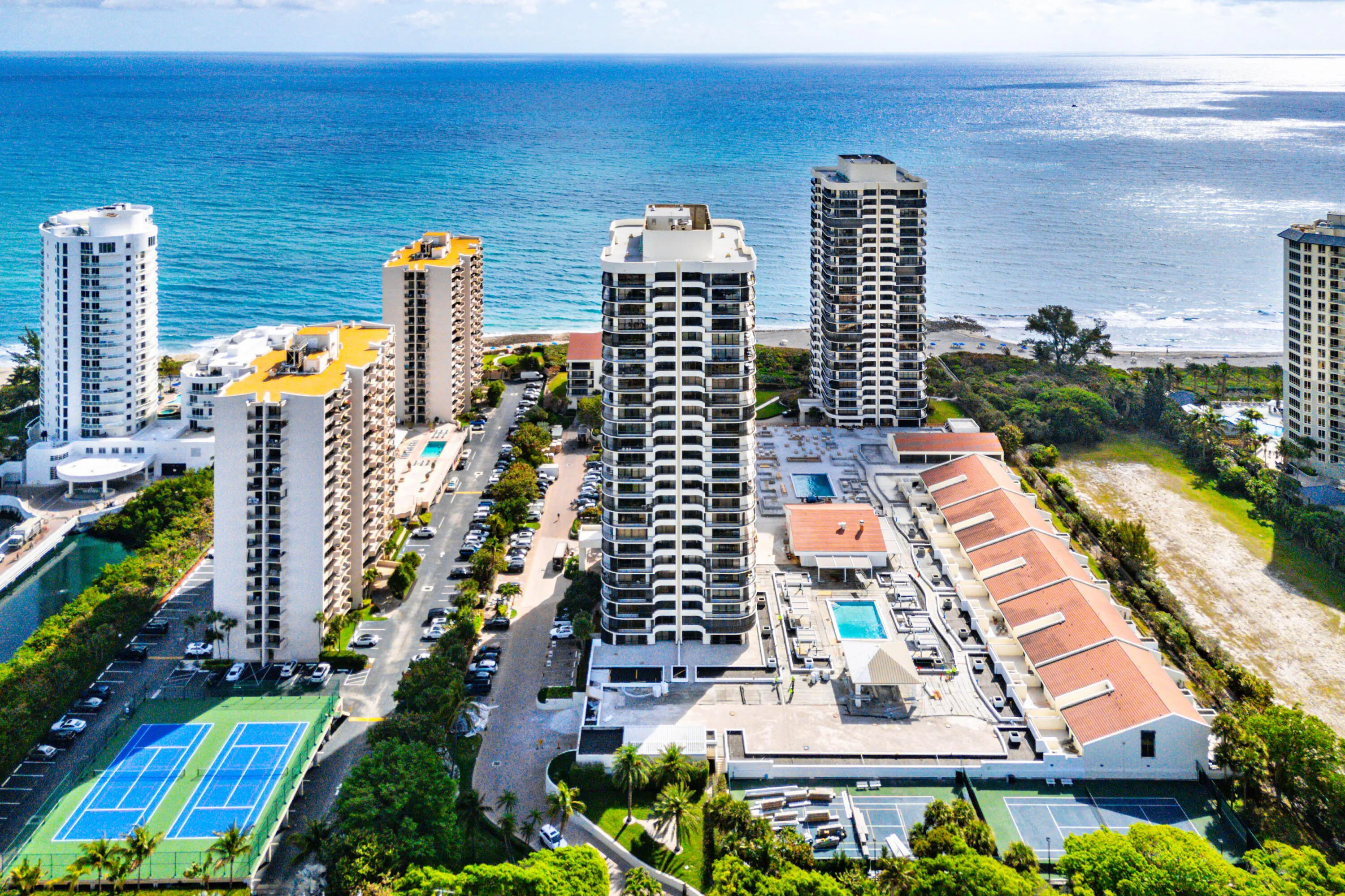 050-4100NorthOceanDrive-504-RivieraBeach