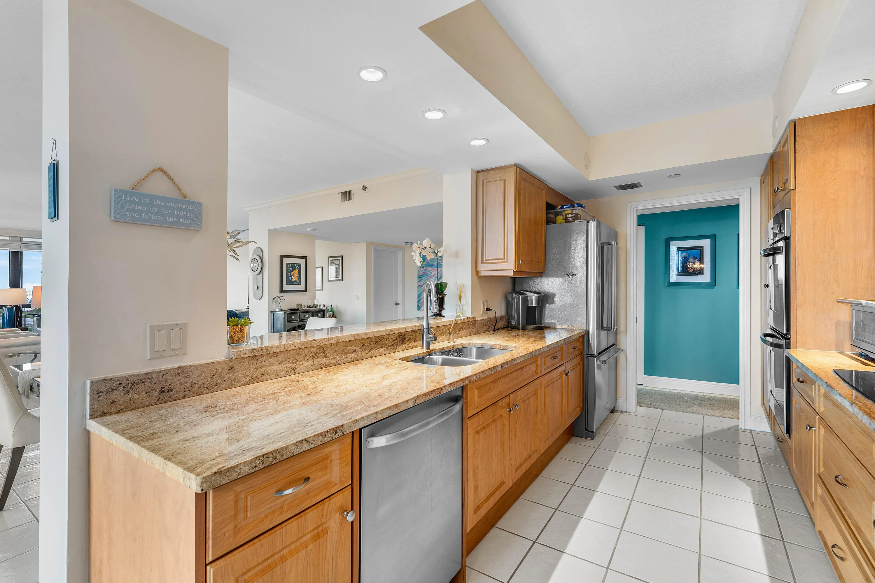 012-4100NorthOceanDrive-504-RivieraBeach