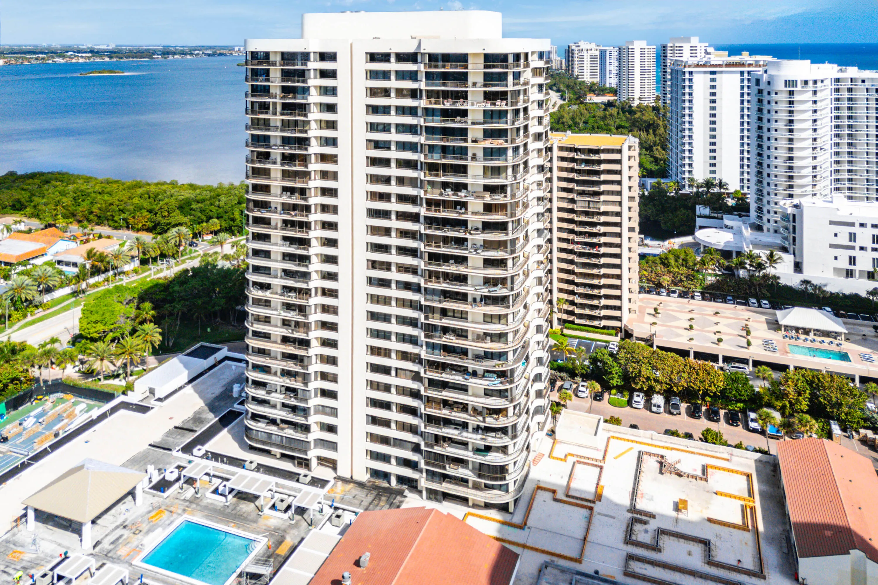 055-4100NorthOceanDrive-504-RivieraBeach