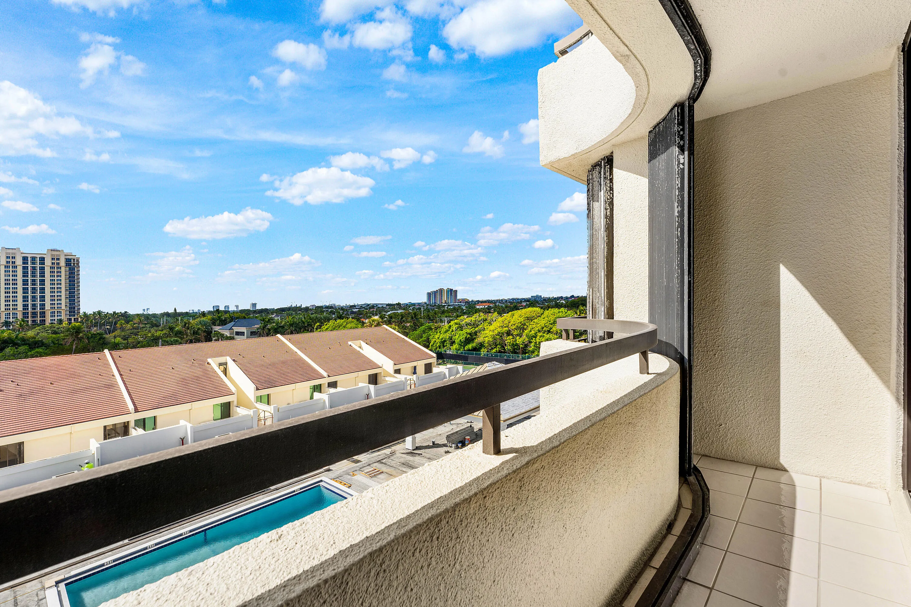 028-4100NorthOceanDrive-504-RivieraBeach
