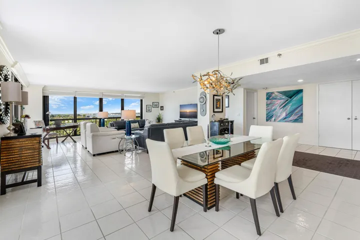 004-4100NorthOceanDrive-504-RivieraBeach