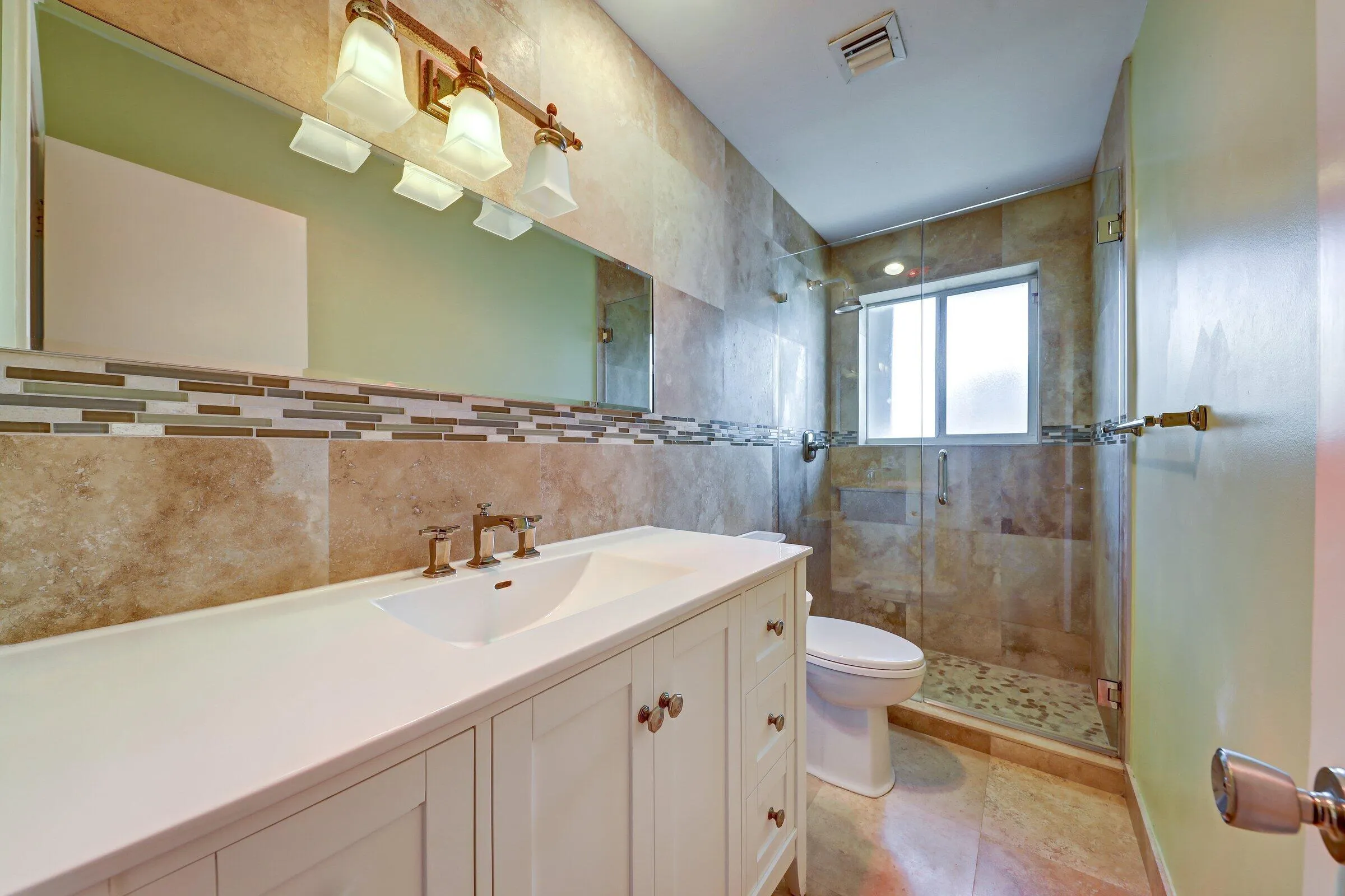 5921 NE 21st Cir-21