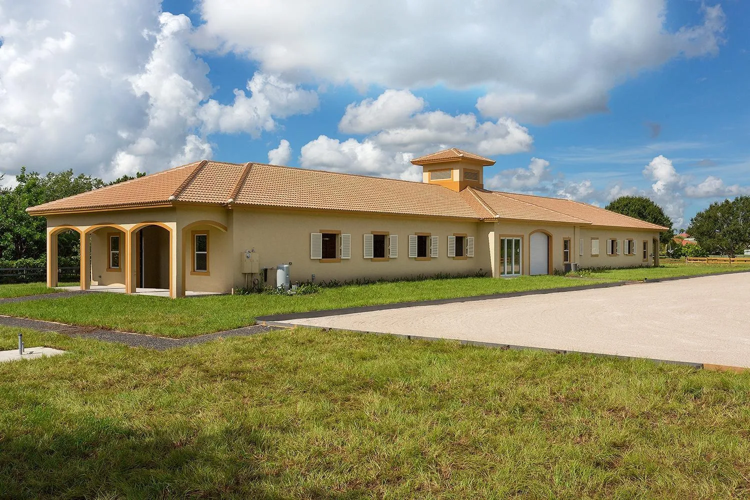 Barn_Exterior