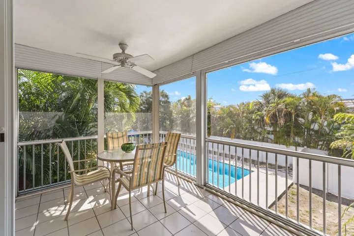 664 Forsyth Street - 34.jpg-SMALL