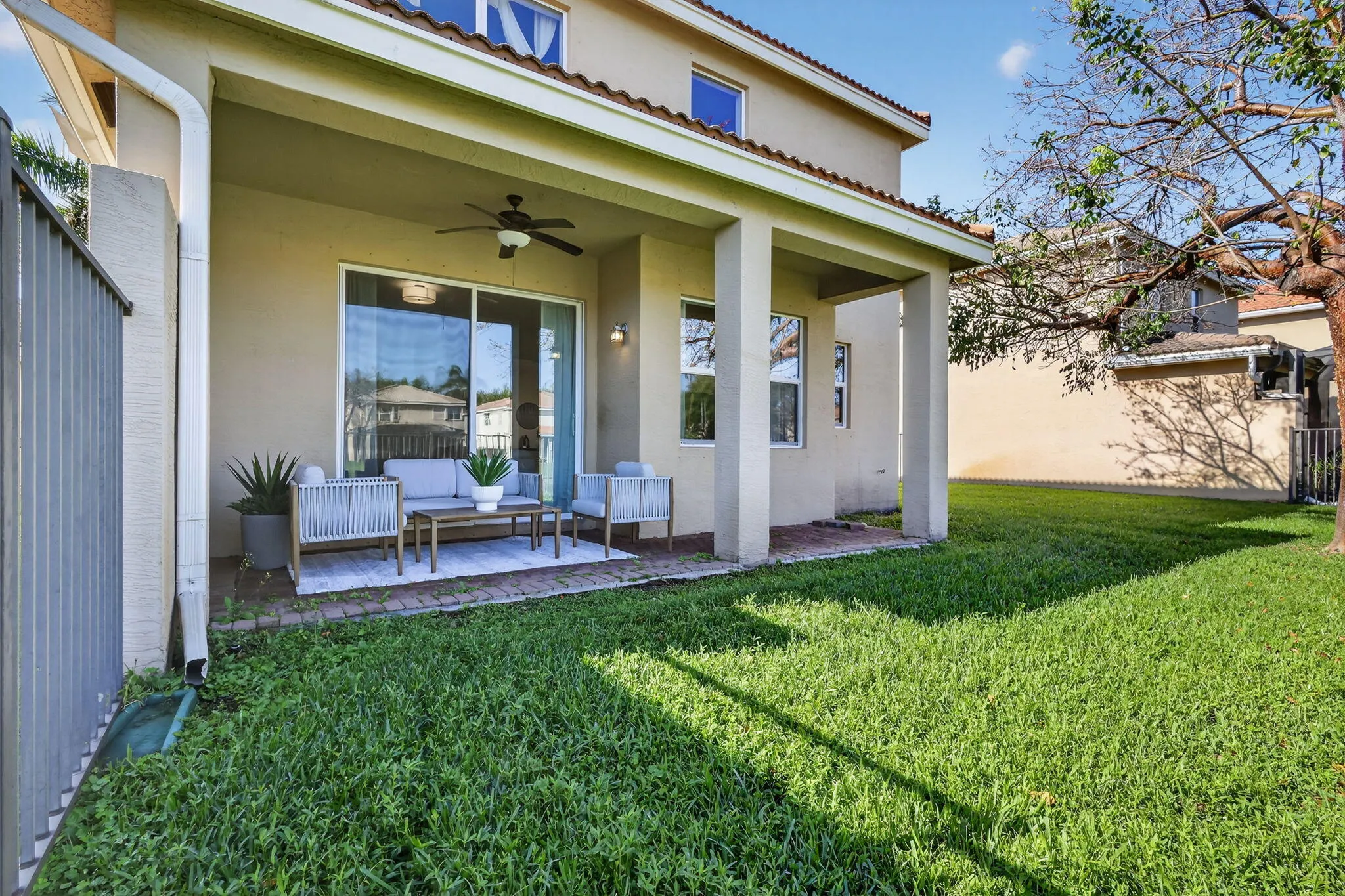 58-web-or-mls-F14A2569