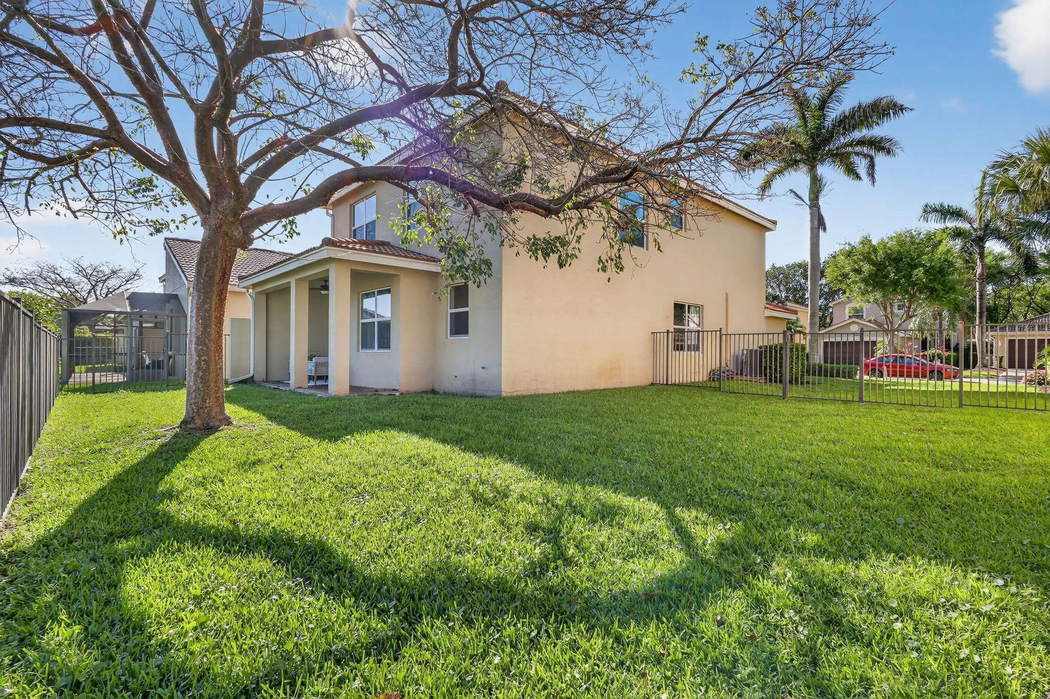 59-web-or-mls-F14A2576