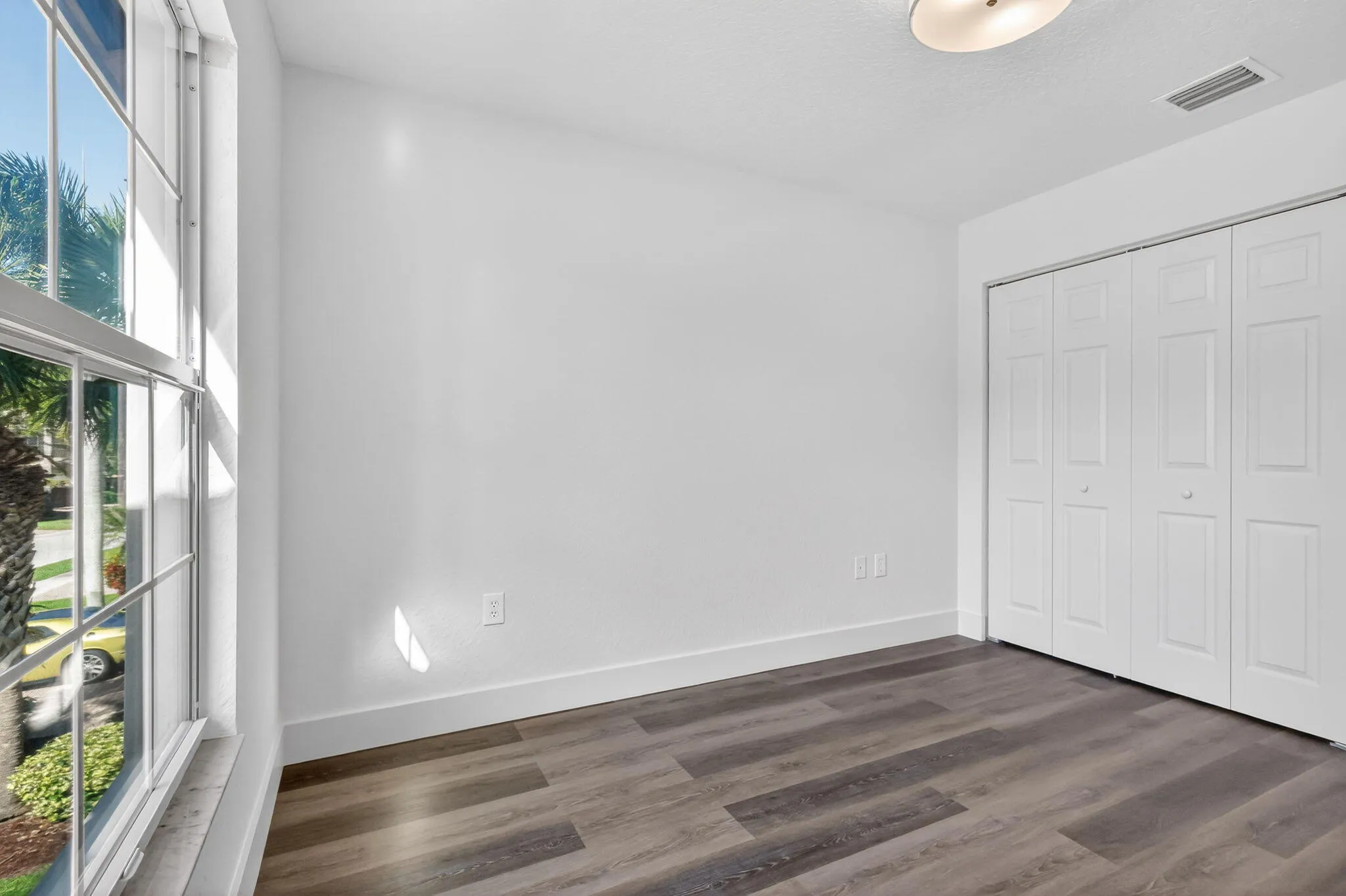 51-web-or-mls-F14A2712