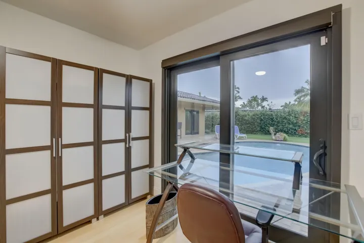 OFFICE TO POOL