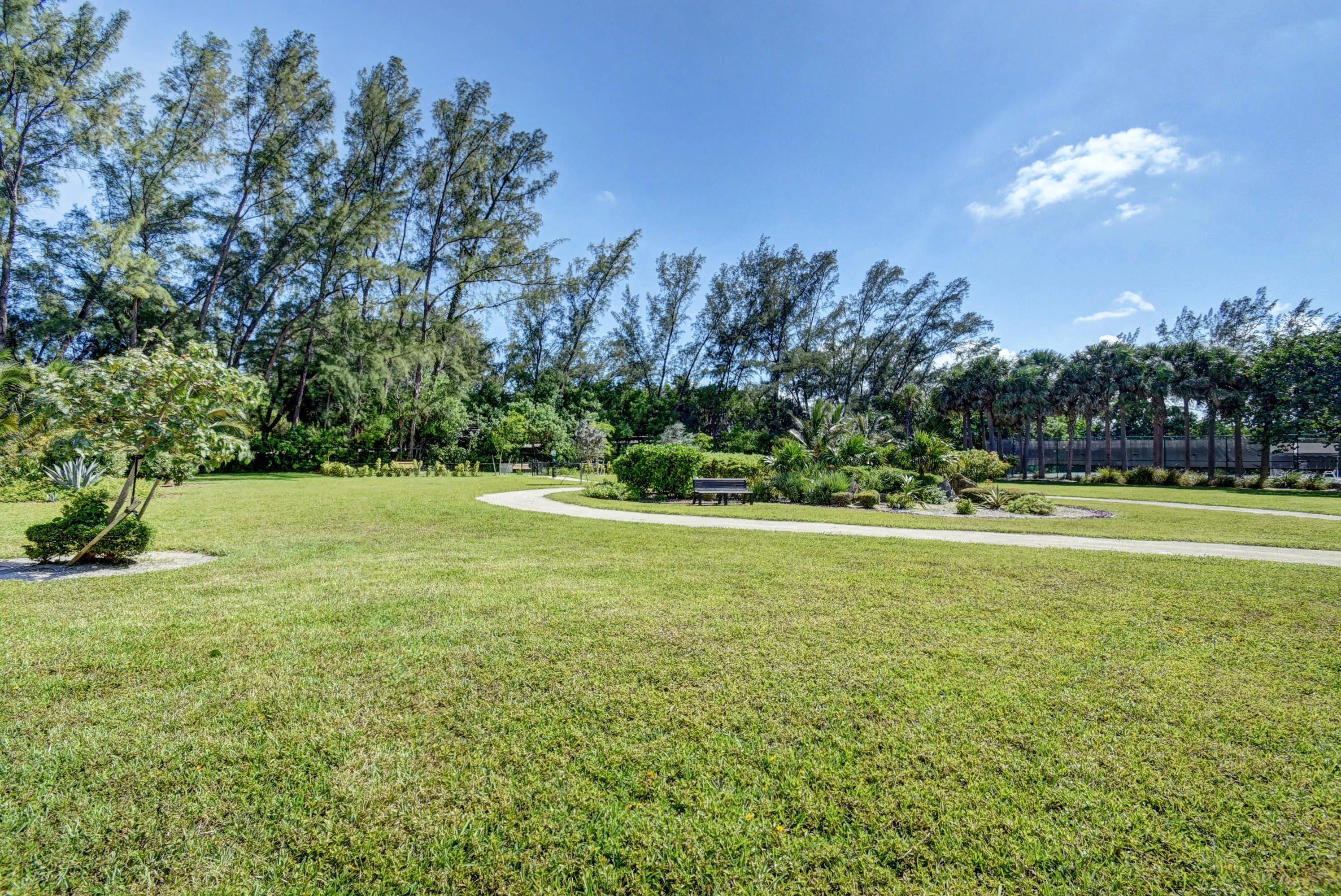 Property photo 73