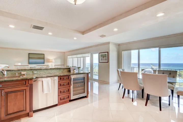 Lots Of Natural Light!