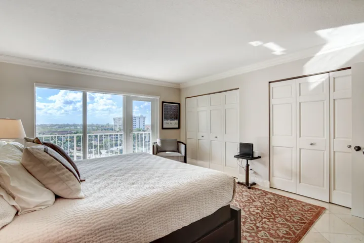 Guest Bedroom faces West