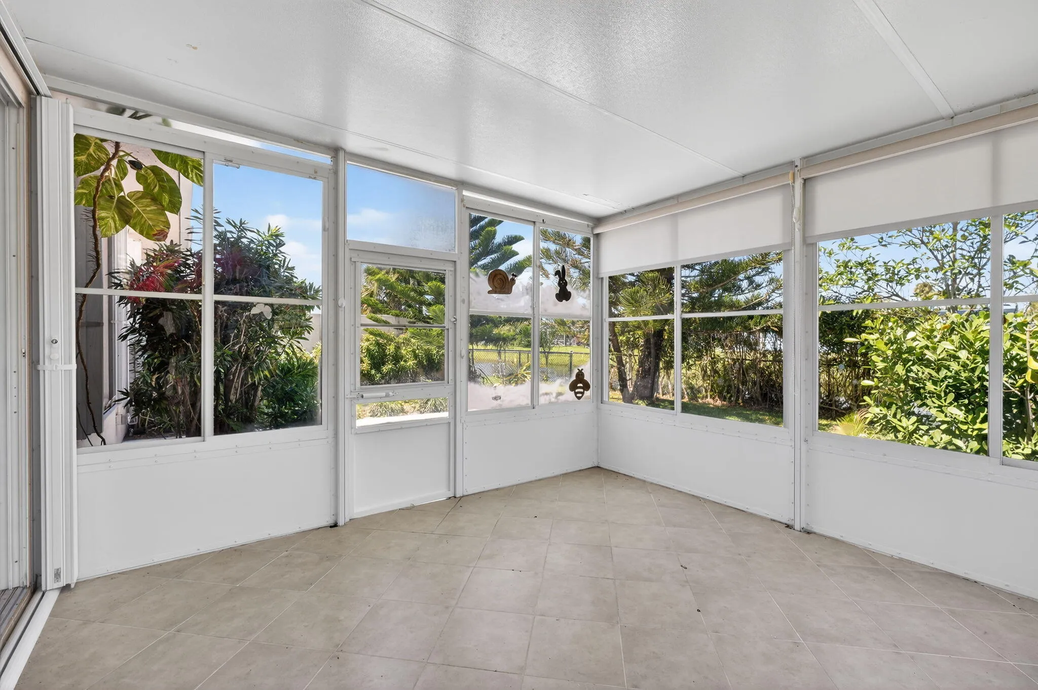 SCREENED PORCH