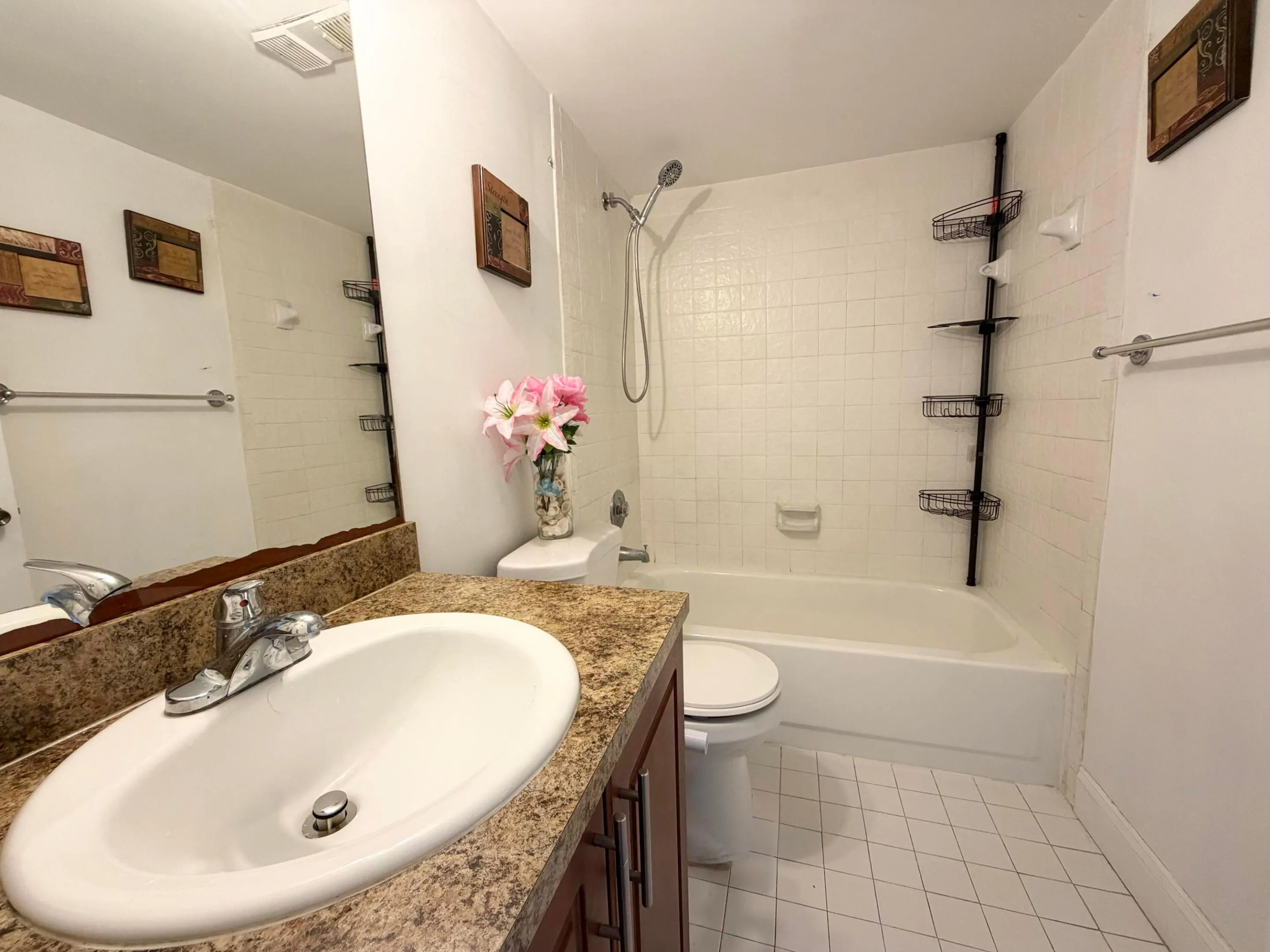 2nd Bathroom