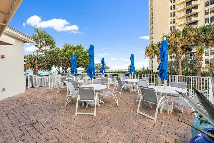 Oceanfront Cafe