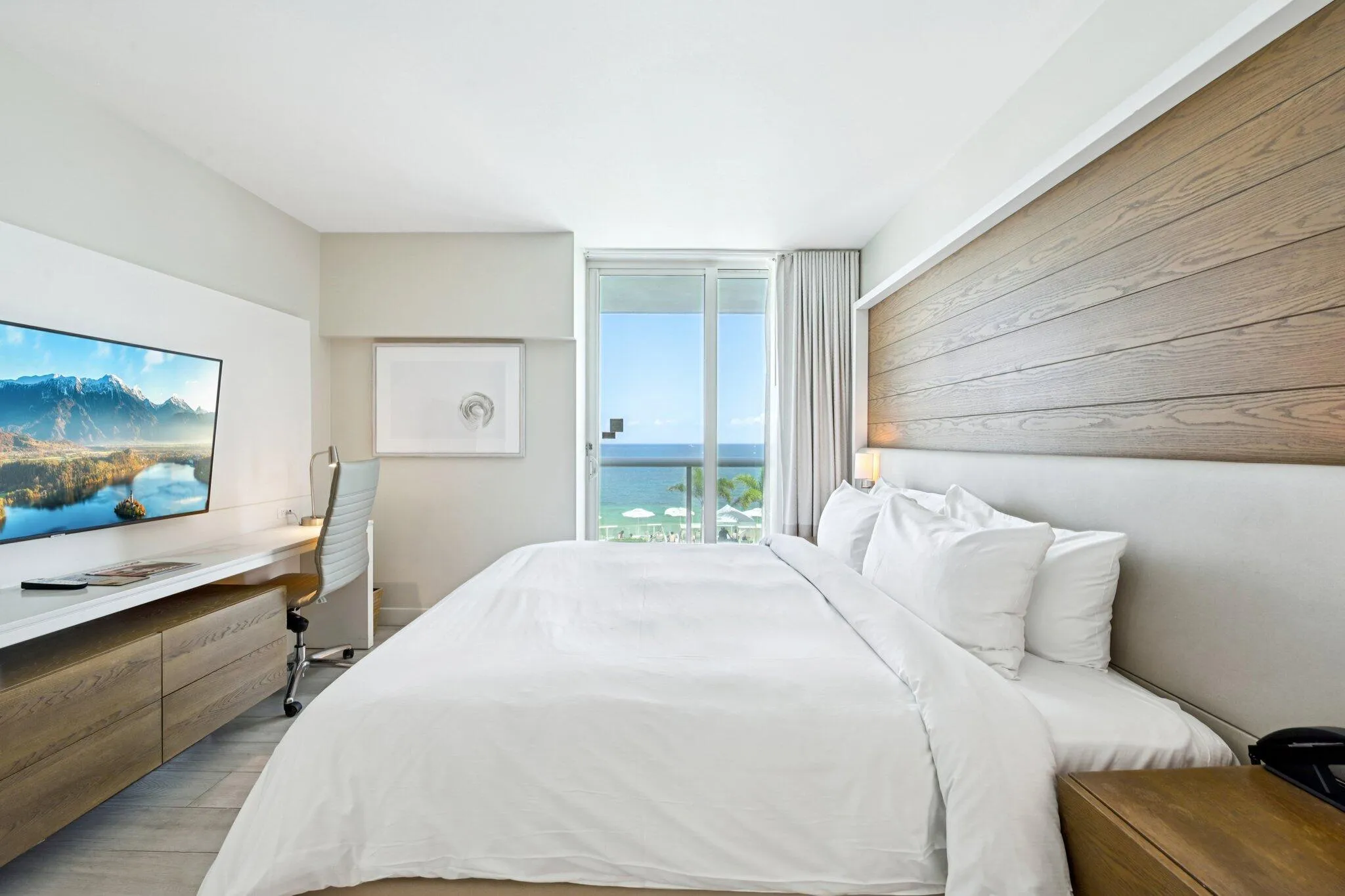 King Bed with a view