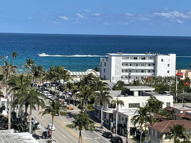 Close to downtown Delray
