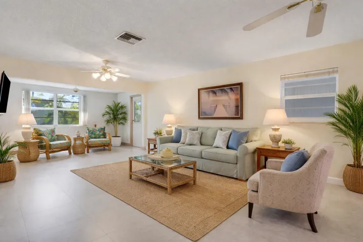 Virtual staged with extra decor