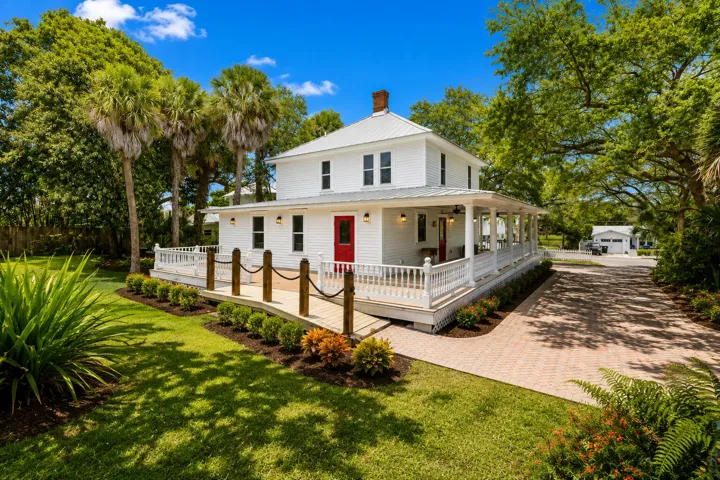 Wrap Around Porch