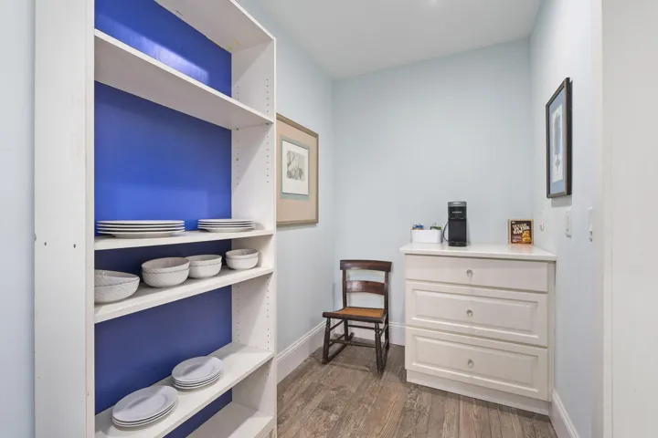 Butler's Pantry