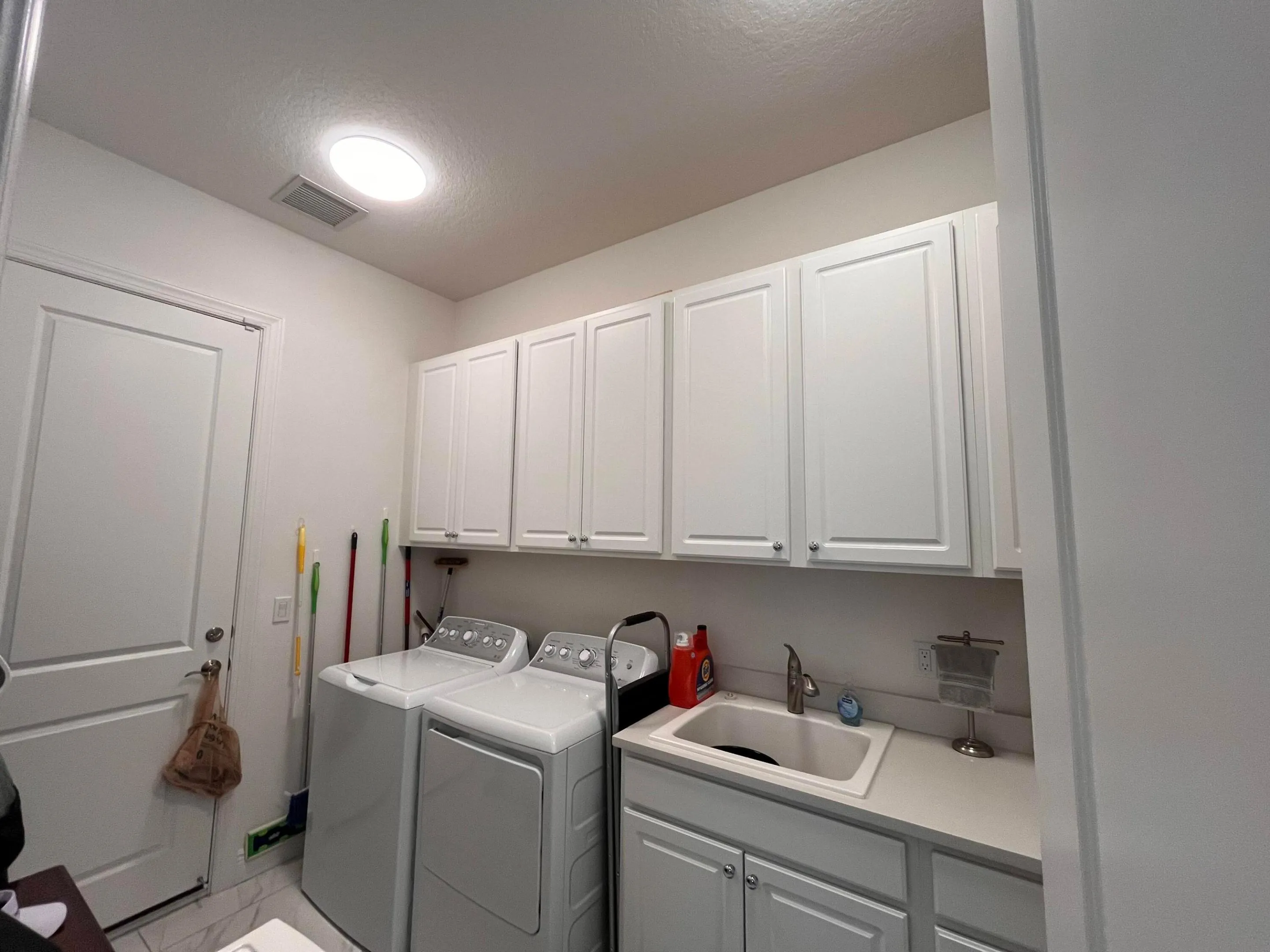 Bathroom2