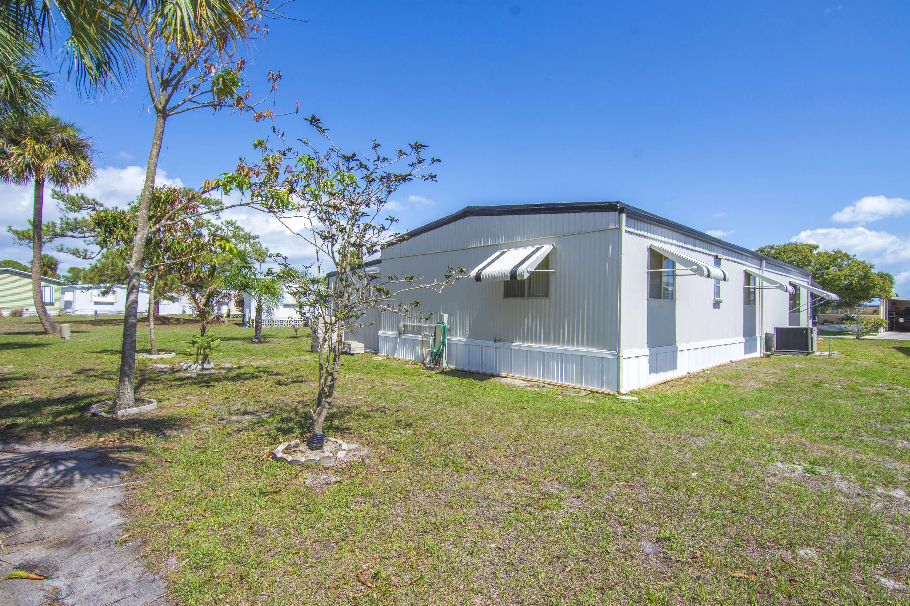 Property photo 32