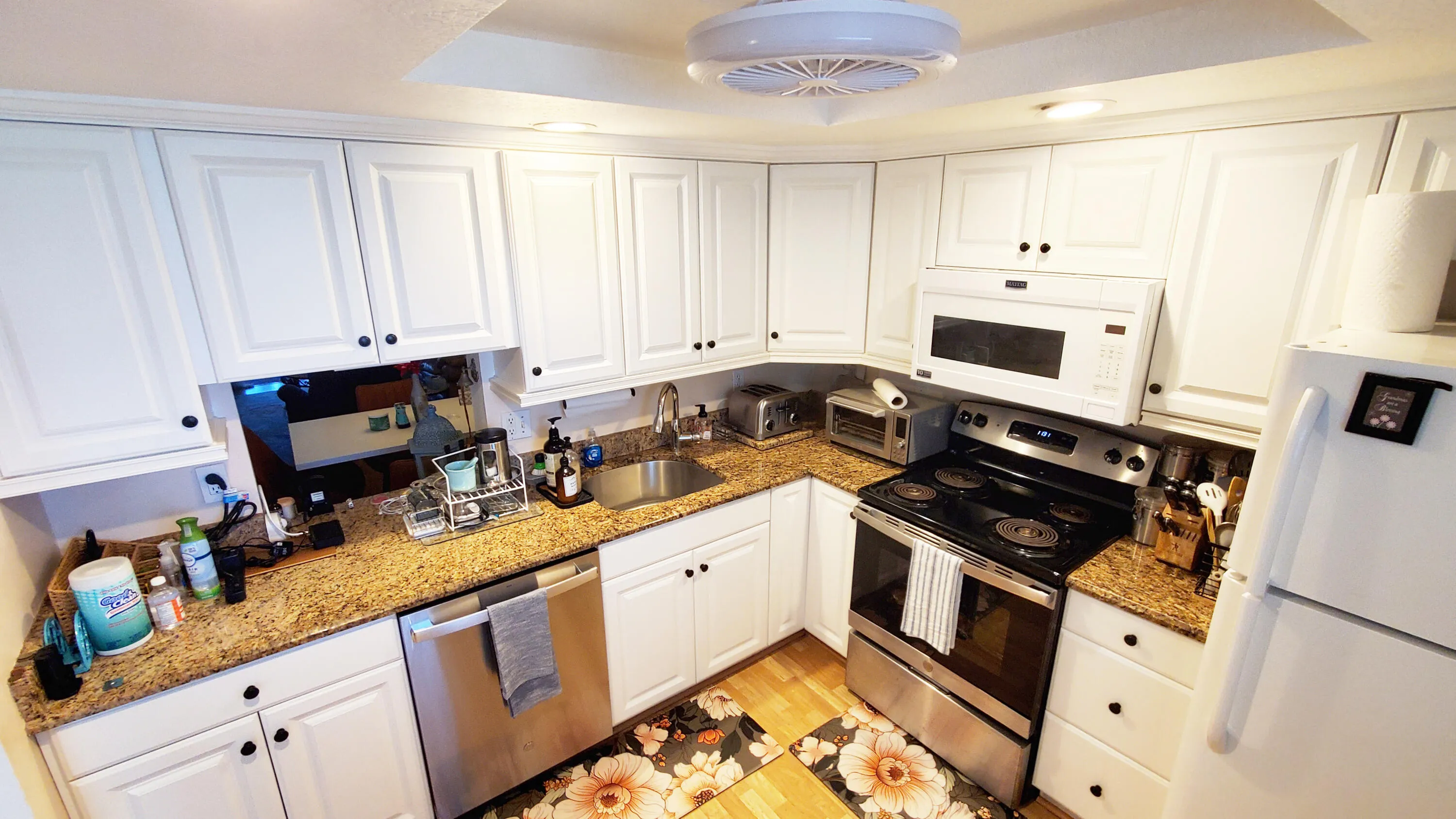 Kitchen (1)