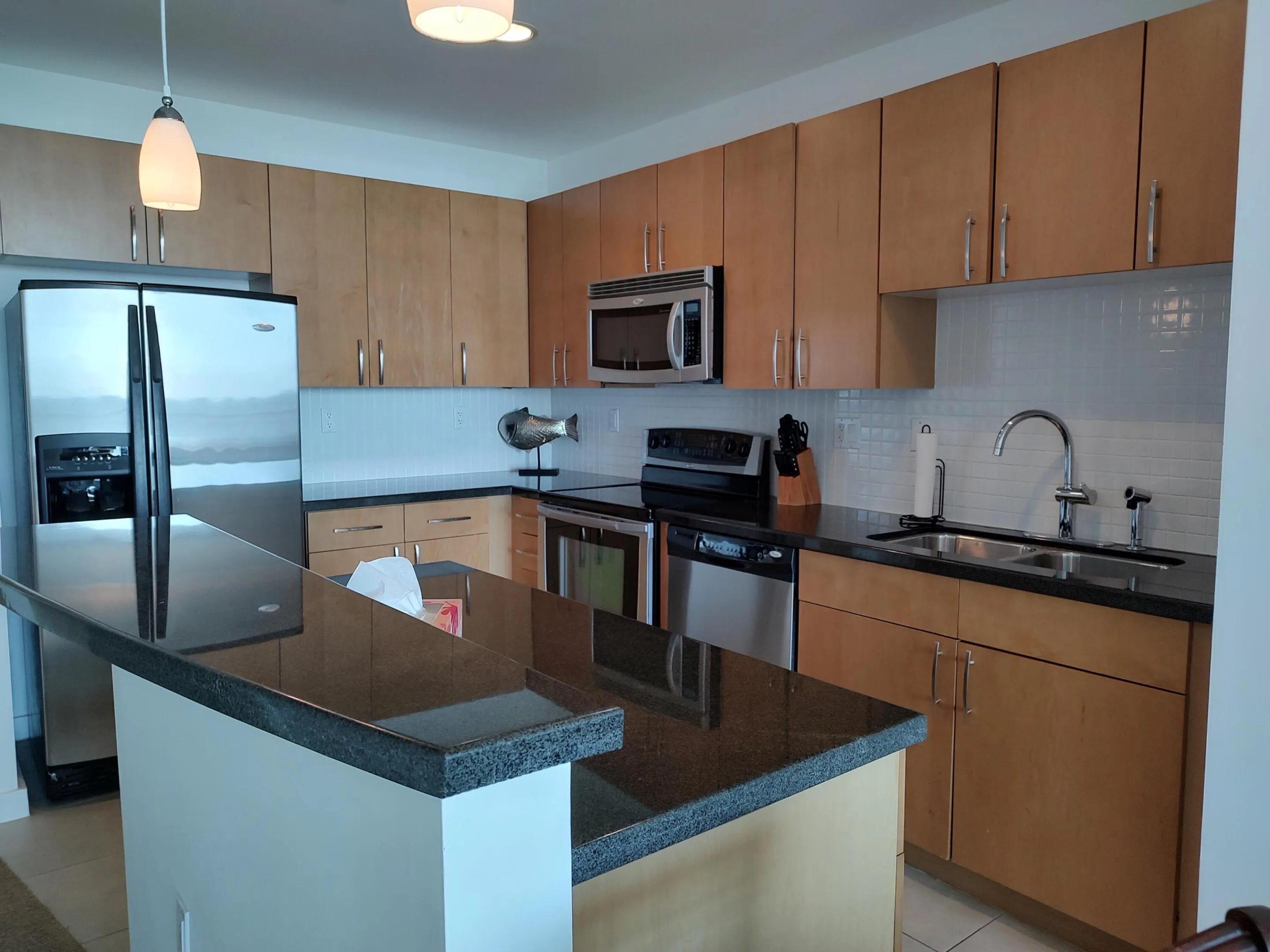 KITCHEN AREA