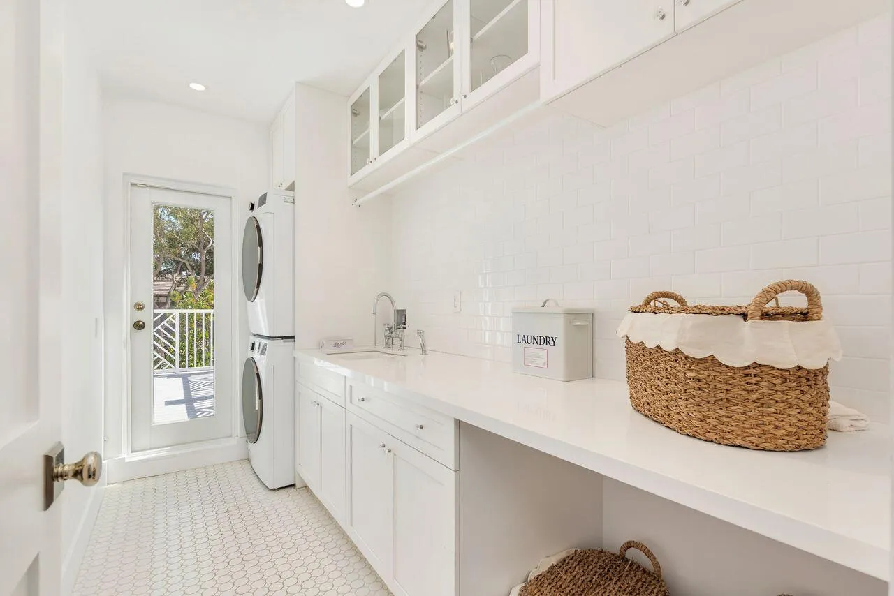 129 Laundry