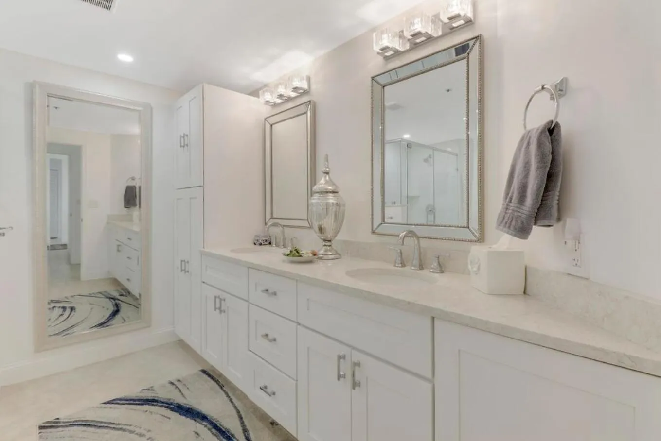 Primary Suite Bathroom