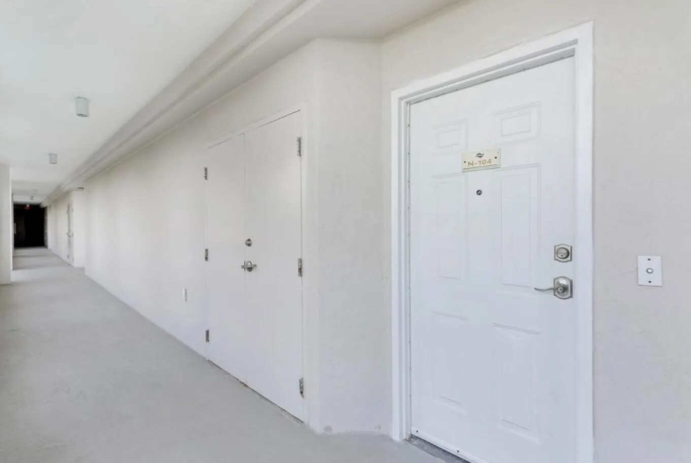 Exterior Catwalk/Front Door
