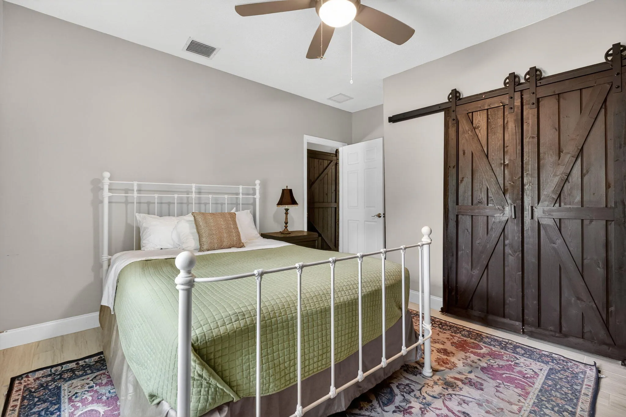 Guest Bedroom #1